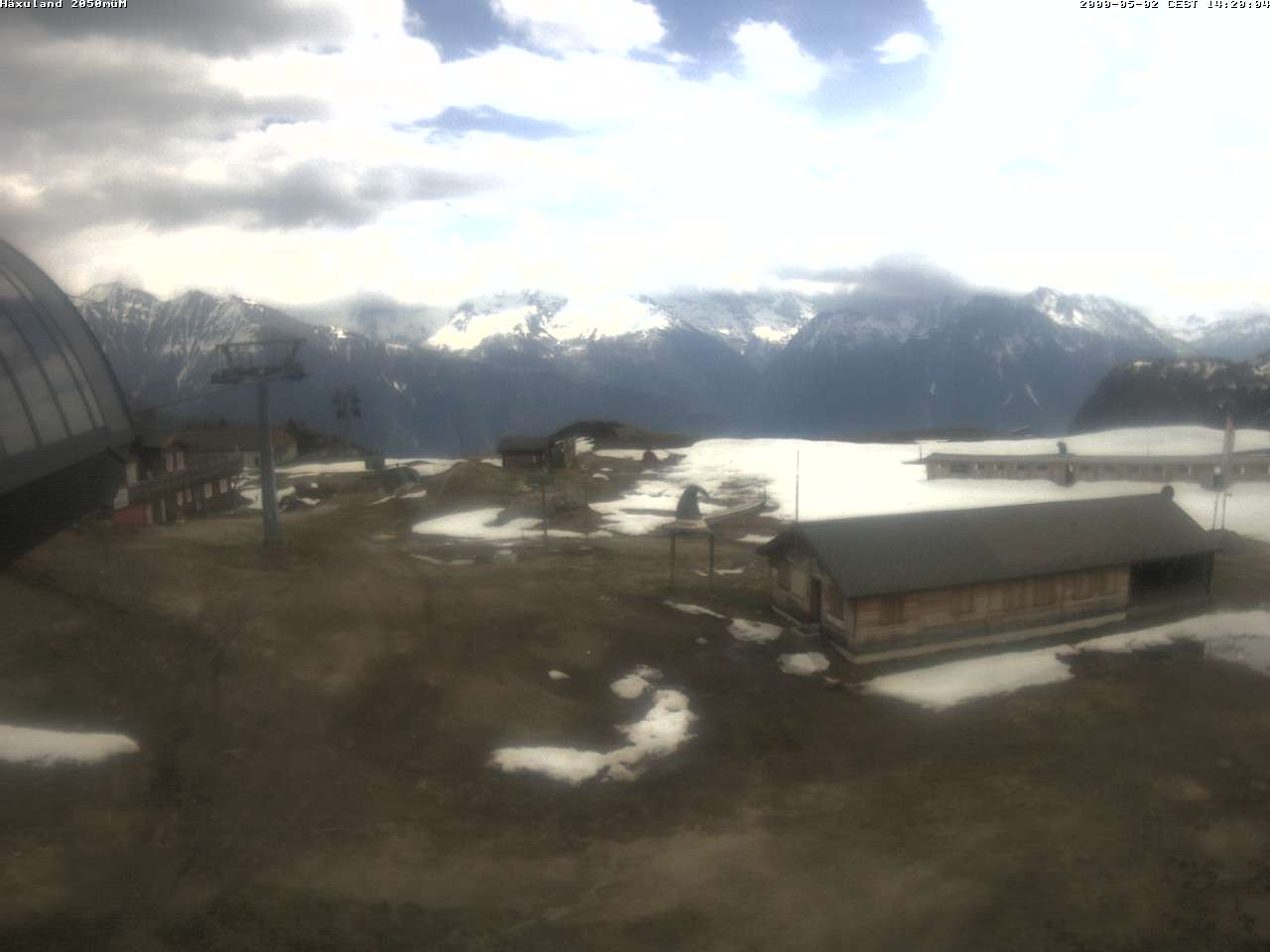 Archived image Webcam Top station gondola Blatten-Chiematte