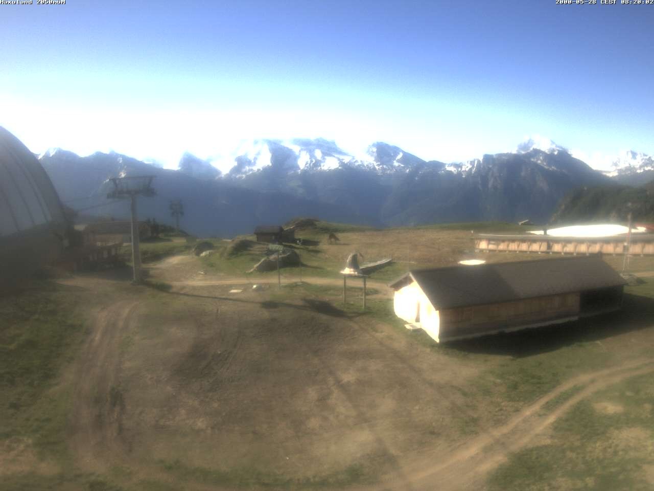 Archived image Webcam Top station gondola Blatten-Chiematte