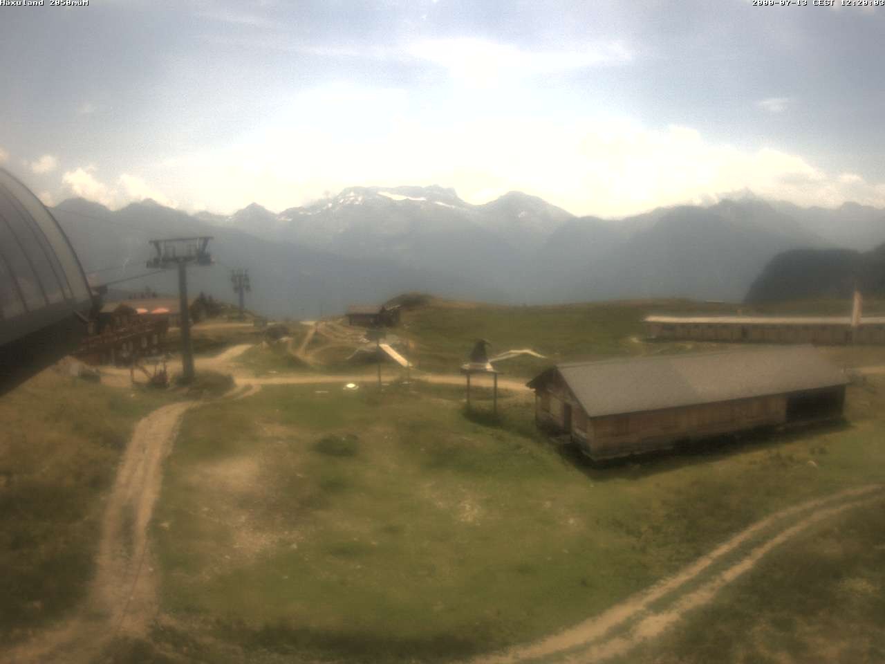 Archived image Webcam Top station gondola Blatten-Chiematte