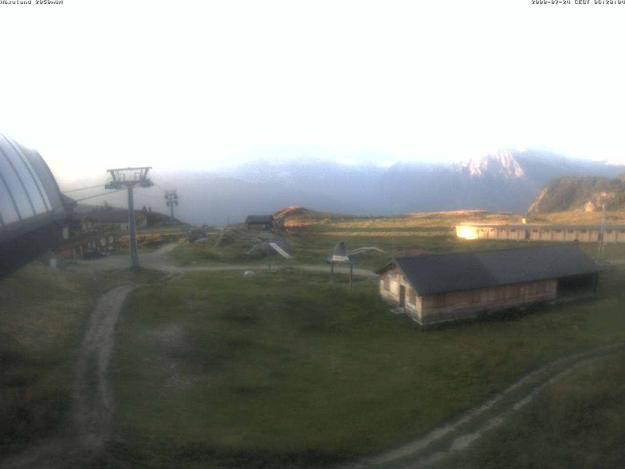 Archived image Webcam Top station gondola Blatten-Chiematte