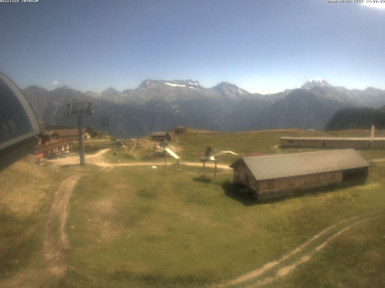 Archived image Webcam Top station gondola Blatten-Chiematte