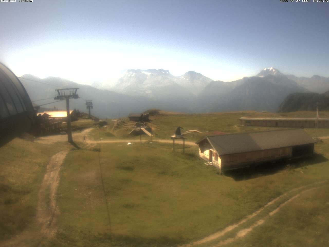 Archived image Webcam Top station gondola Blatten-Chiematte