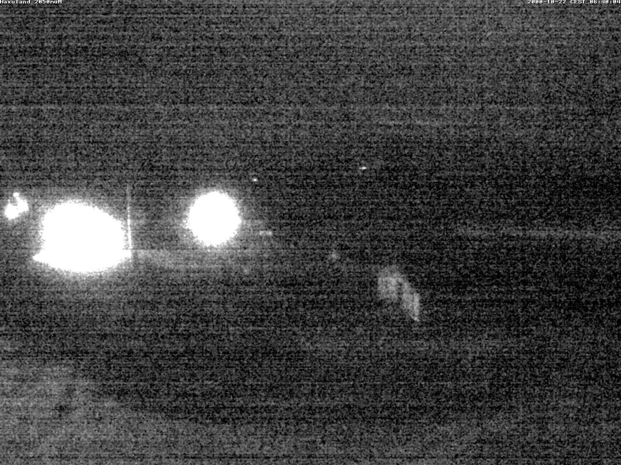 Archived image Webcam Top station gondola Blatten-Chiematte