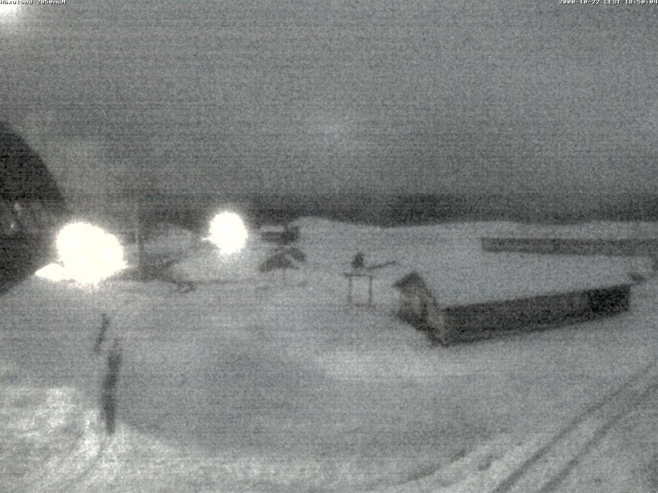 Archived image Webcam Top station gondola Blatten-Chiematte