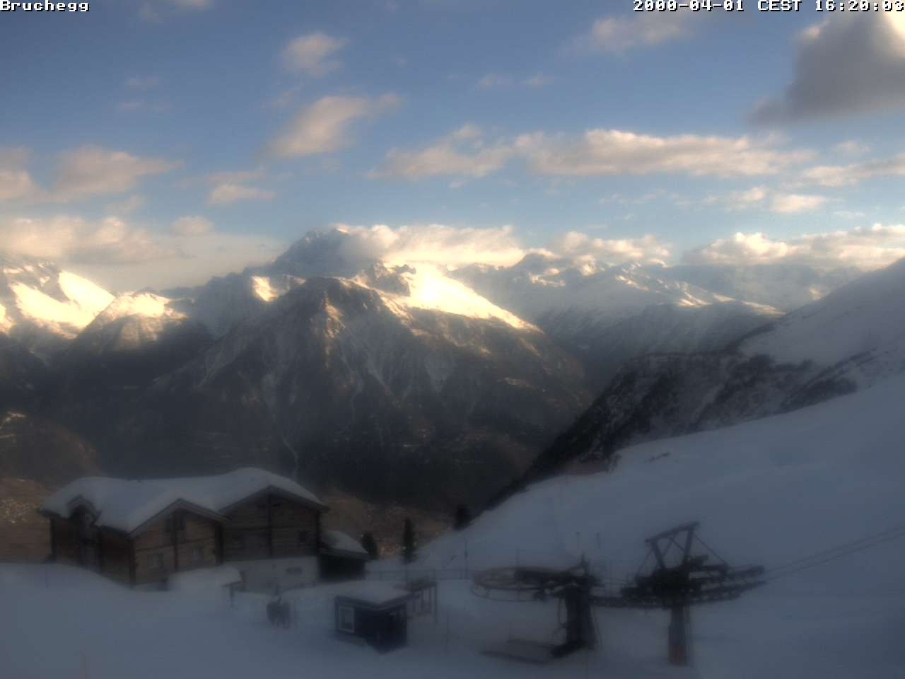 Archiv Foto Webcam Bruchegg (2.130 m)