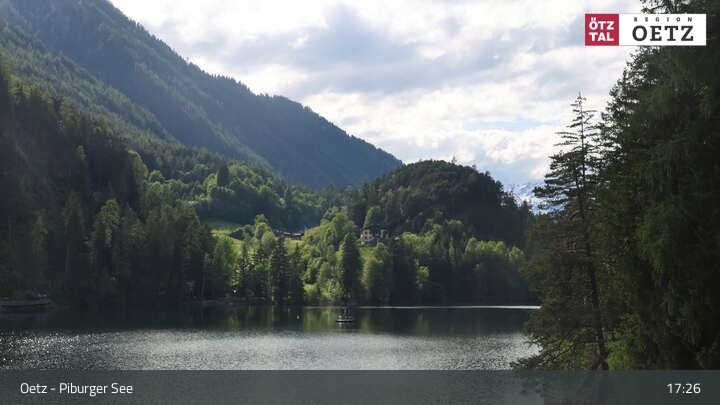 Archived image Webcam Lake Piburg (Ötztal valley)