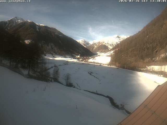Archived image Webcam View from Hotel Josephus - Schnalstal