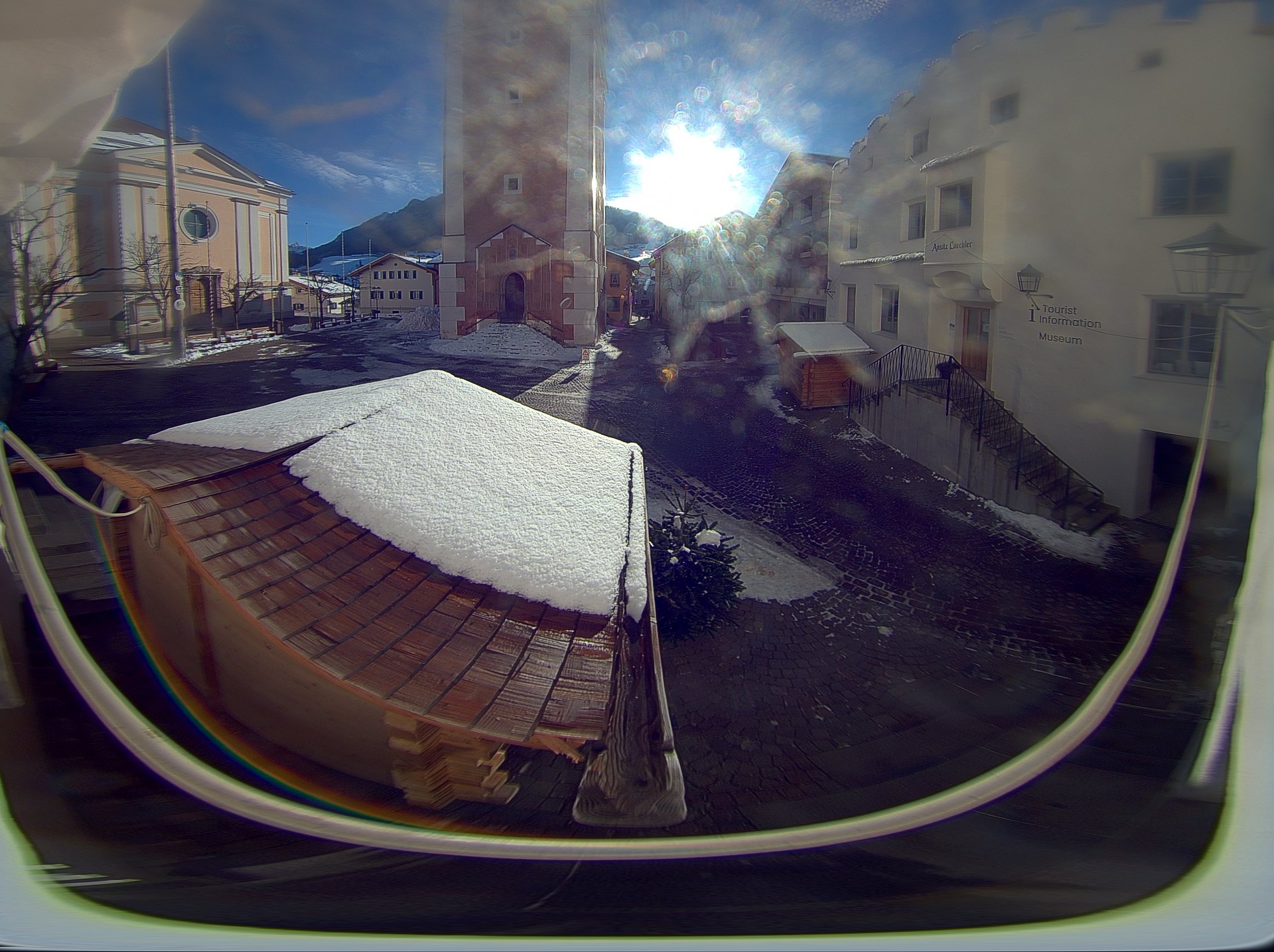 Archived image Webcam Castelrotto/Kastelruth village square, South Tyrol