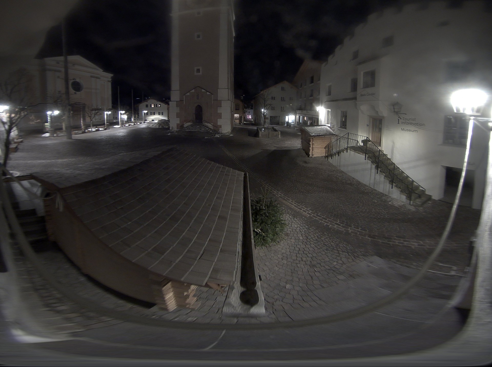 Archived image Webcam Castelrotto/Kastelruth village square, South Tyrol