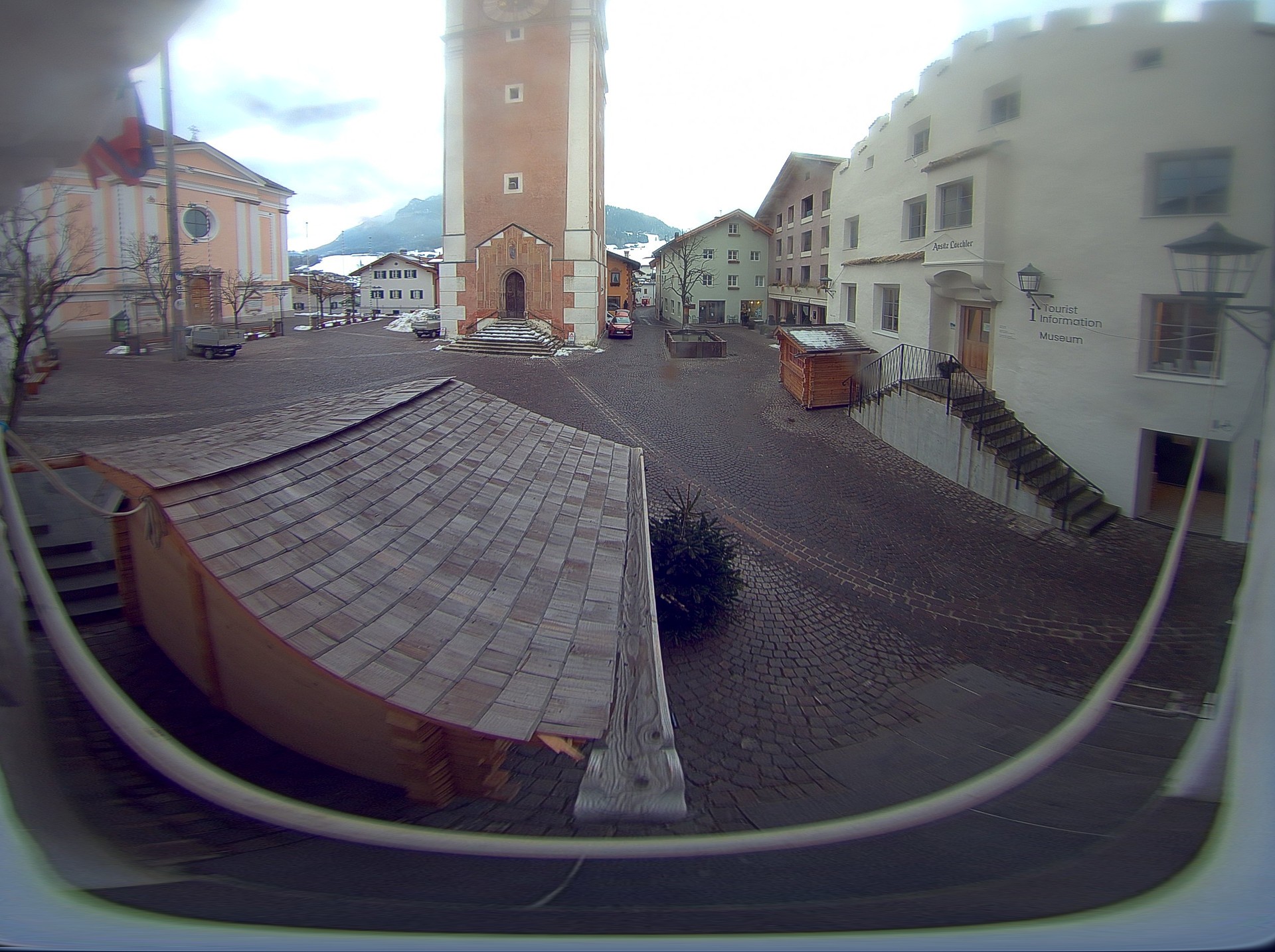 Archived image Webcam Castelrotto/Kastelruth village square, South Tyrol