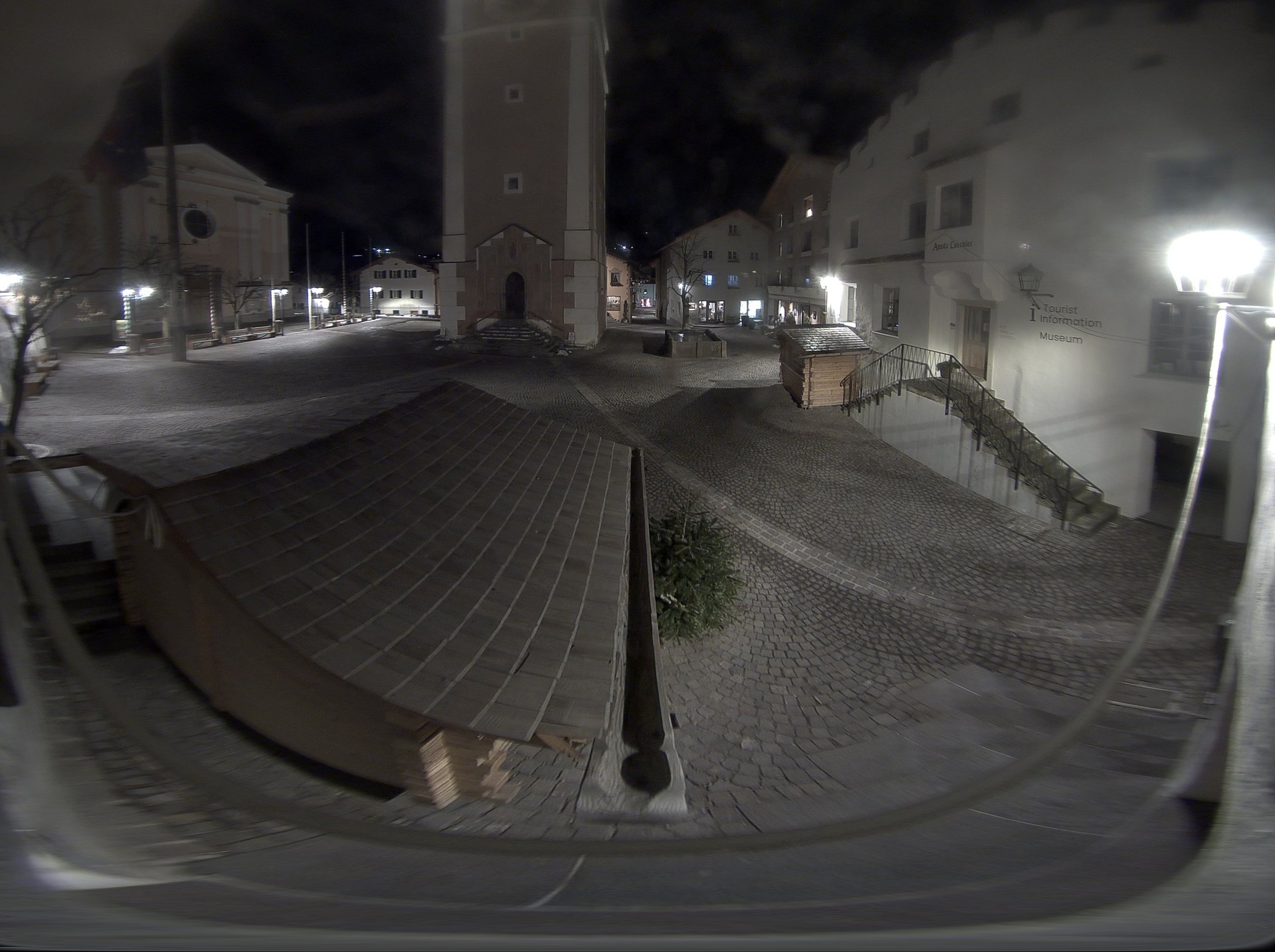 Archived image Webcam Castelrotto/Kastelruth village square, South Tyrol