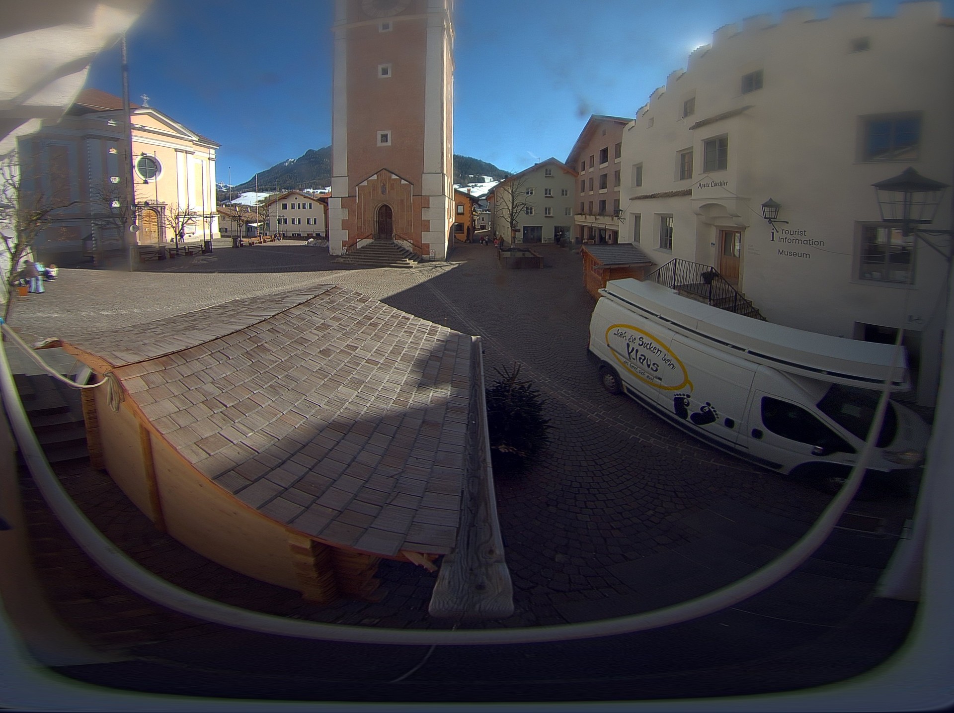 Archived image Webcam Castelrotto/Kastelruth village square, South Tyrol