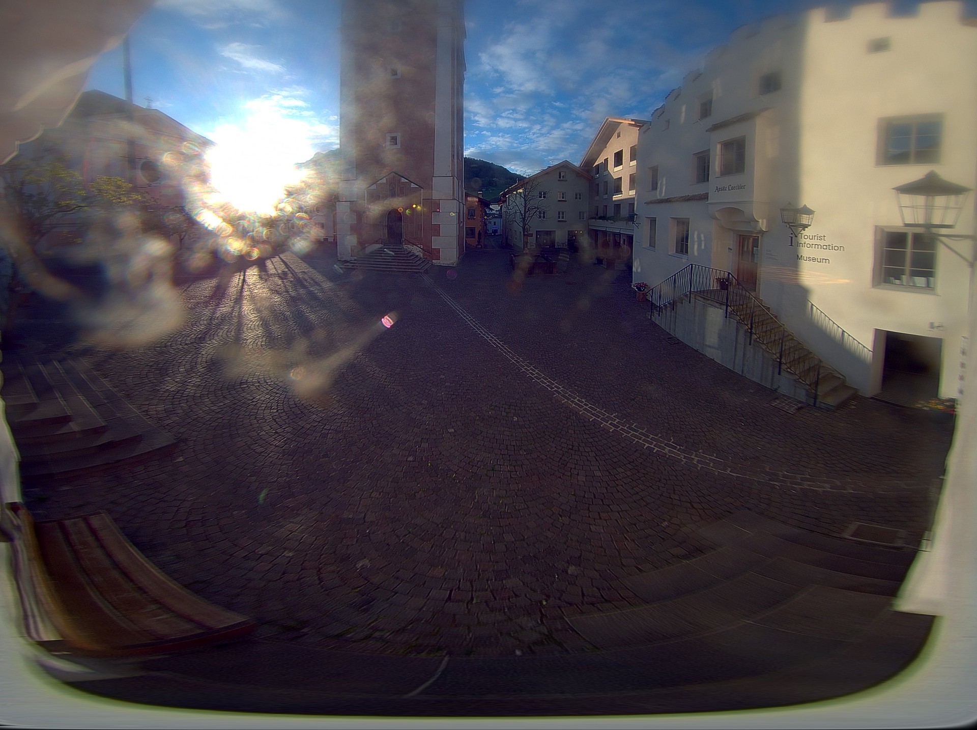 Archived image Webcam Castelrotto/Kastelruth village square, South Tyrol