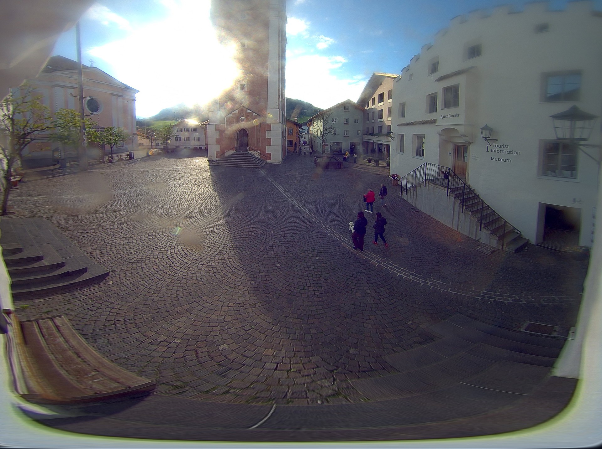 Archived image Webcam Castelrotto/Kastelruth village square, South Tyrol