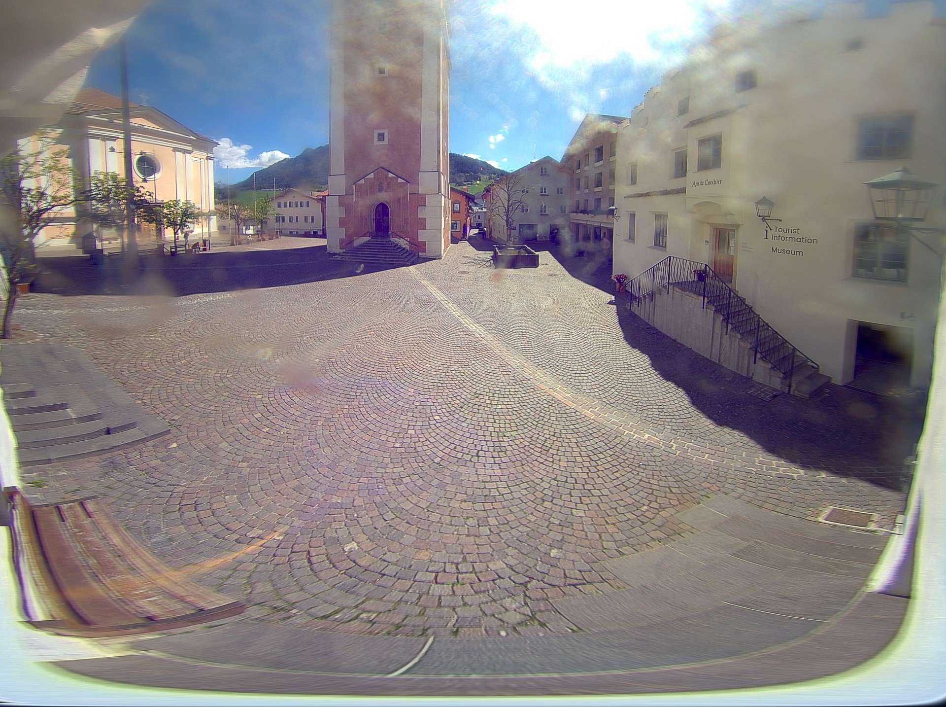 Archived image Webcam Castelrotto/Kastelruth village square, South Tyrol