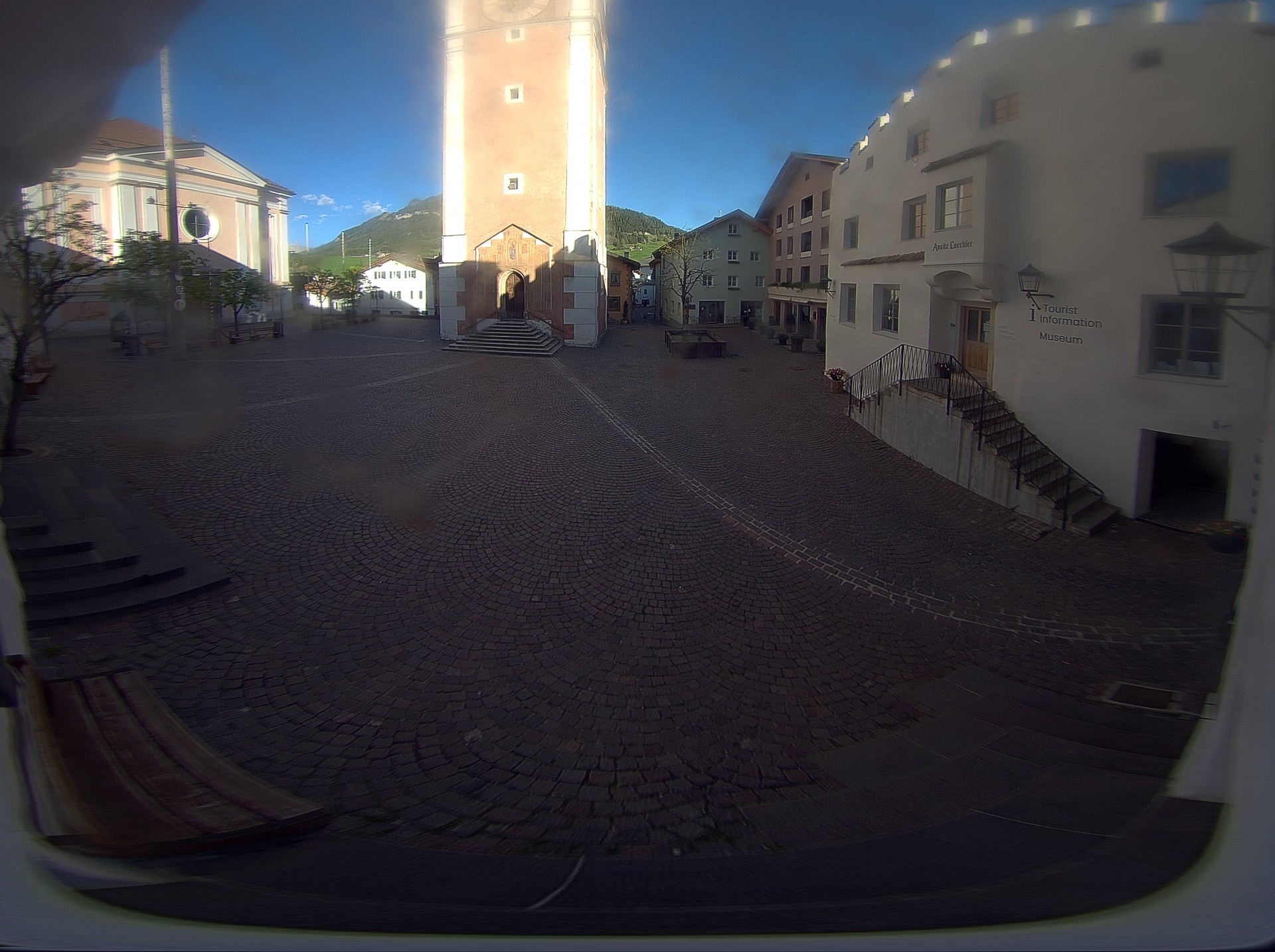 Archived image Webcam Castelrotto/Kastelruth village square, South Tyrol