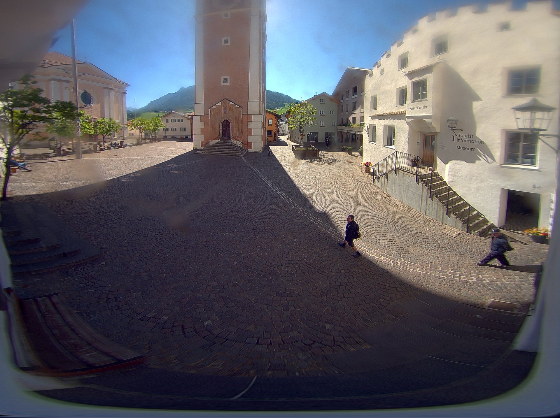 Archived image Webcam Castelrotto/Kastelruth village square, South Tyrol
