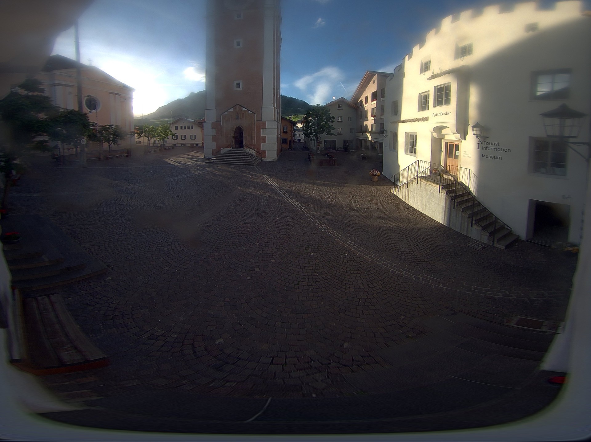 Archived image Webcam Castelrotto/Kastelruth village square, South Tyrol