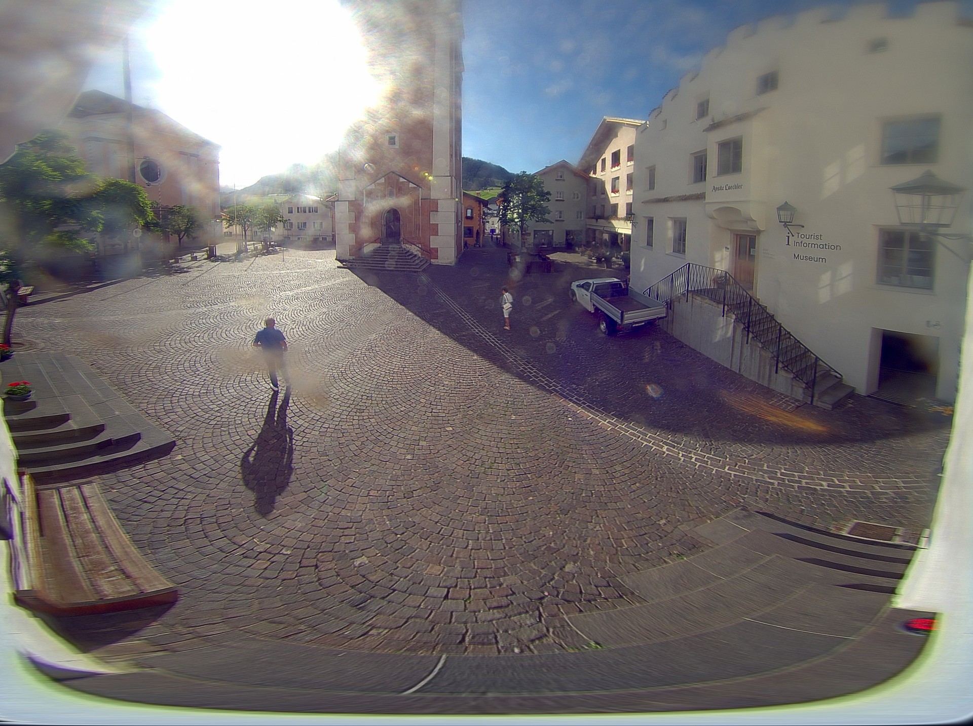 Archived image Webcam Castelrotto/Kastelruth village square, South Tyrol