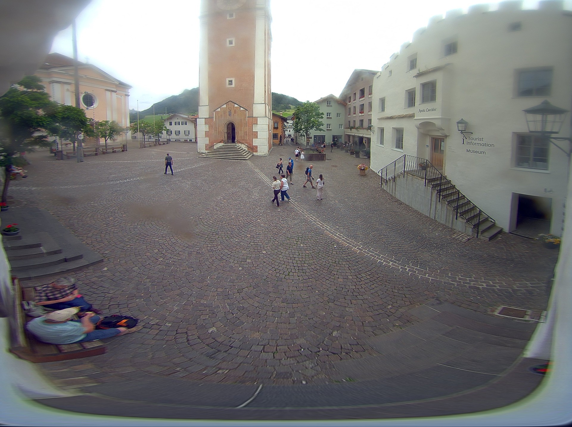 Archived image Webcam Castelrotto/Kastelruth village square, South Tyrol