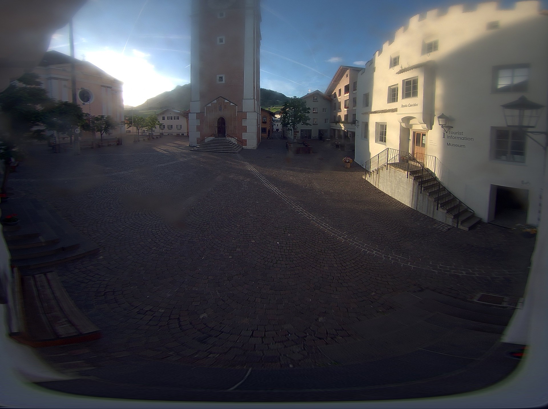 Archived image Webcam Castelrotto/Kastelruth village square, South Tyrol