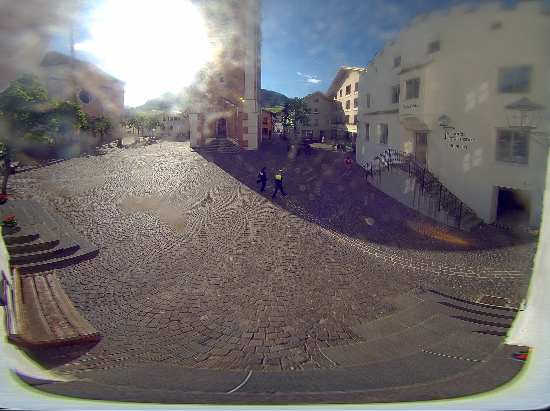 Archived image Webcam Castelrotto/Kastelruth village square, South Tyrol