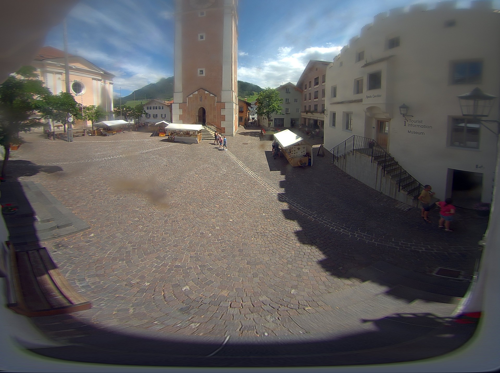 Archived image Webcam Castelrotto/Kastelruth village square, South Tyrol