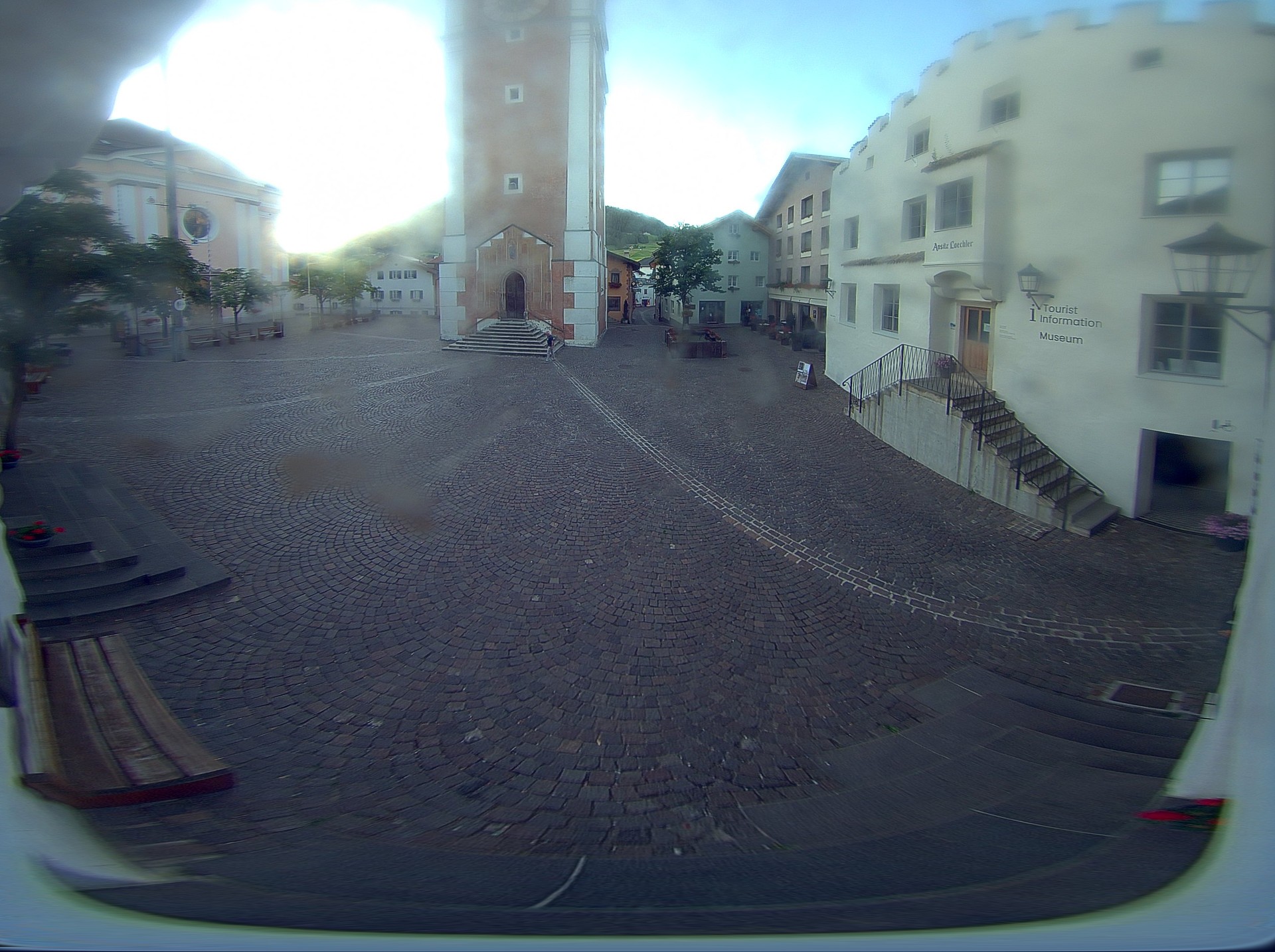 Archived image Webcam Castelrotto/Kastelruth village square, South Tyrol