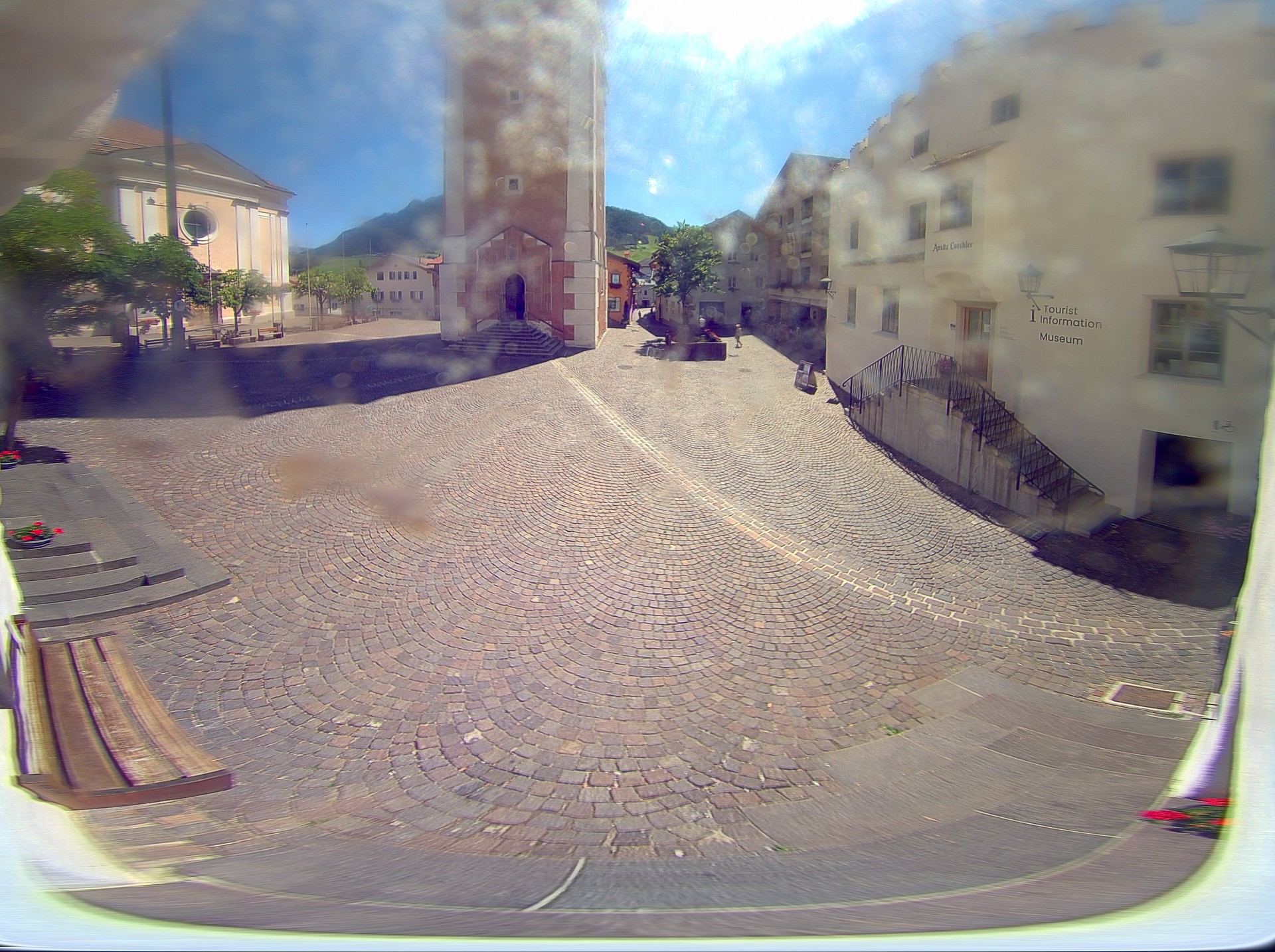 Archived image Webcam Castelrotto/Kastelruth village square, South Tyrol