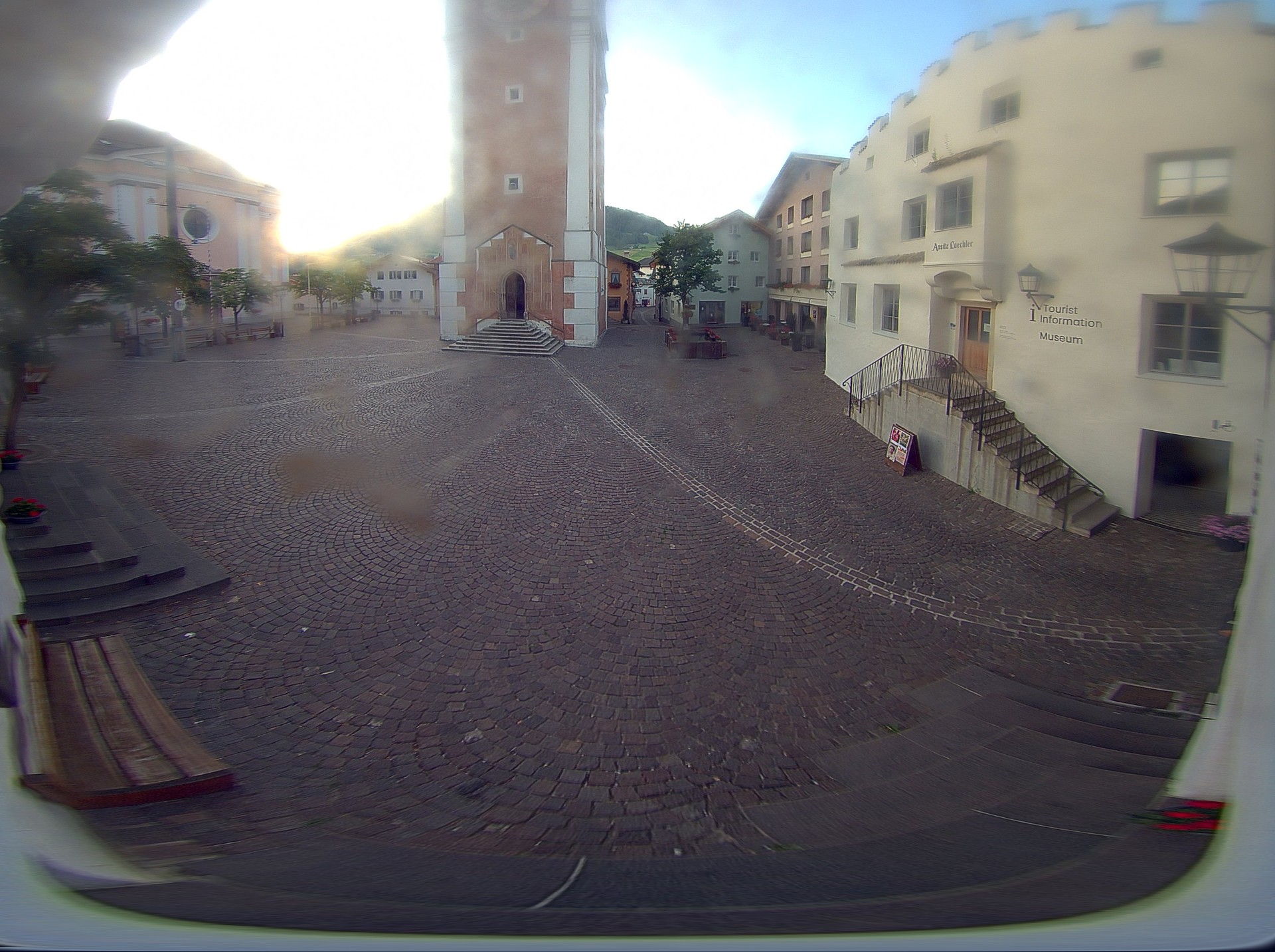 Archived image Webcam Castelrotto/Kastelruth village square, South Tyrol