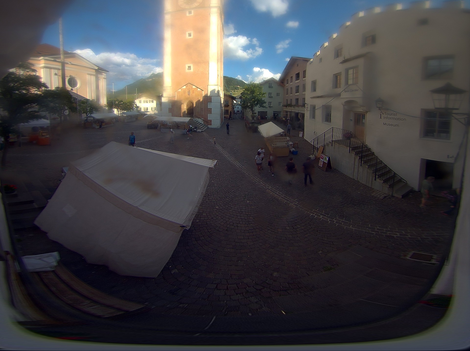Archived image Webcam Castelrotto/Kastelruth village square, South Tyrol