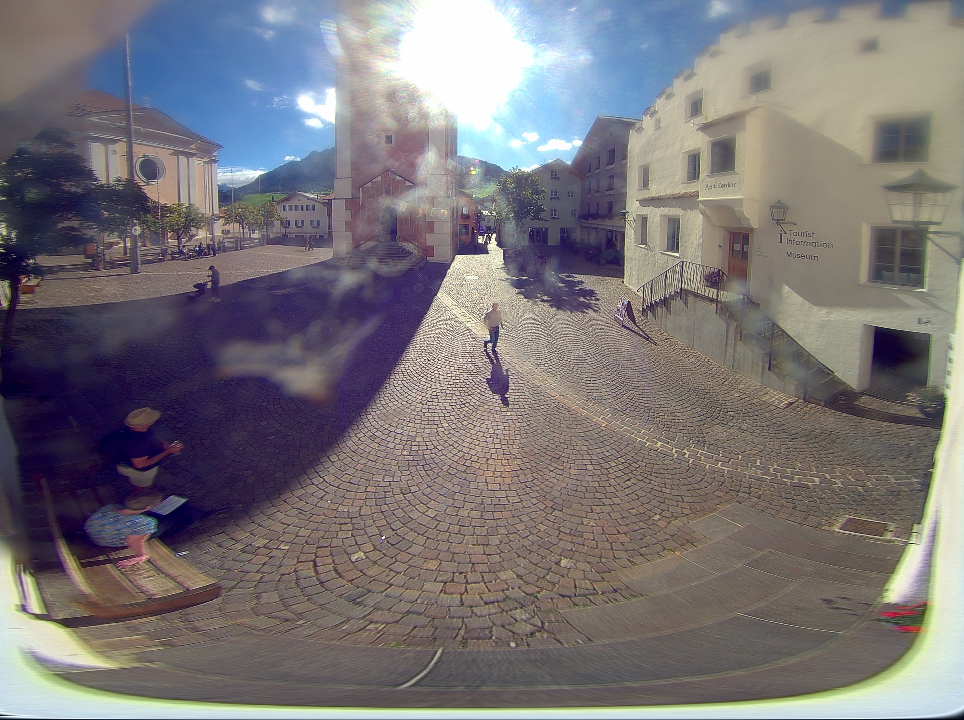 Archived image Webcam Castelrotto/Kastelruth village square, South Tyrol