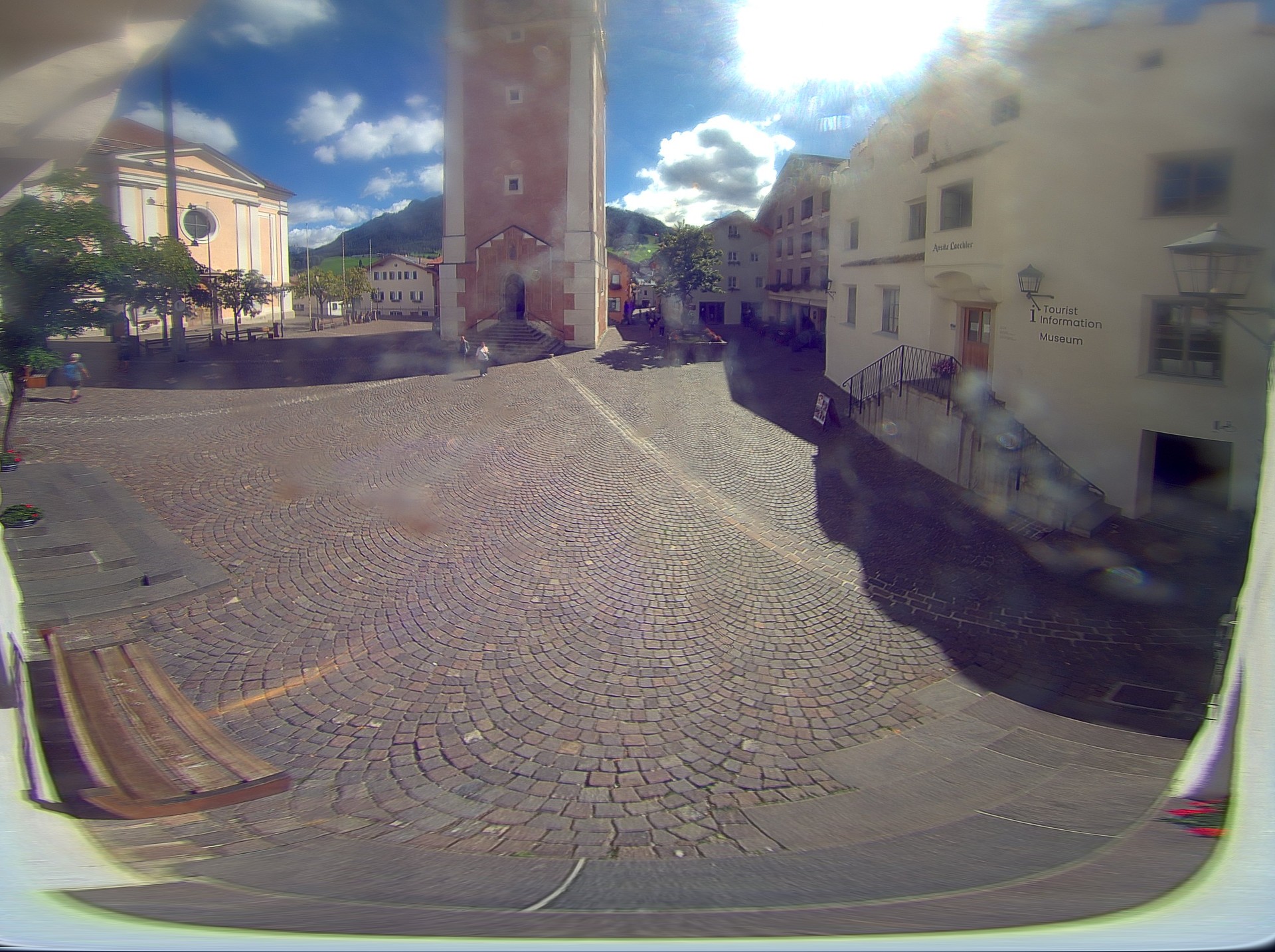 Archived image Webcam Castelrotto/Kastelruth village square, South Tyrol