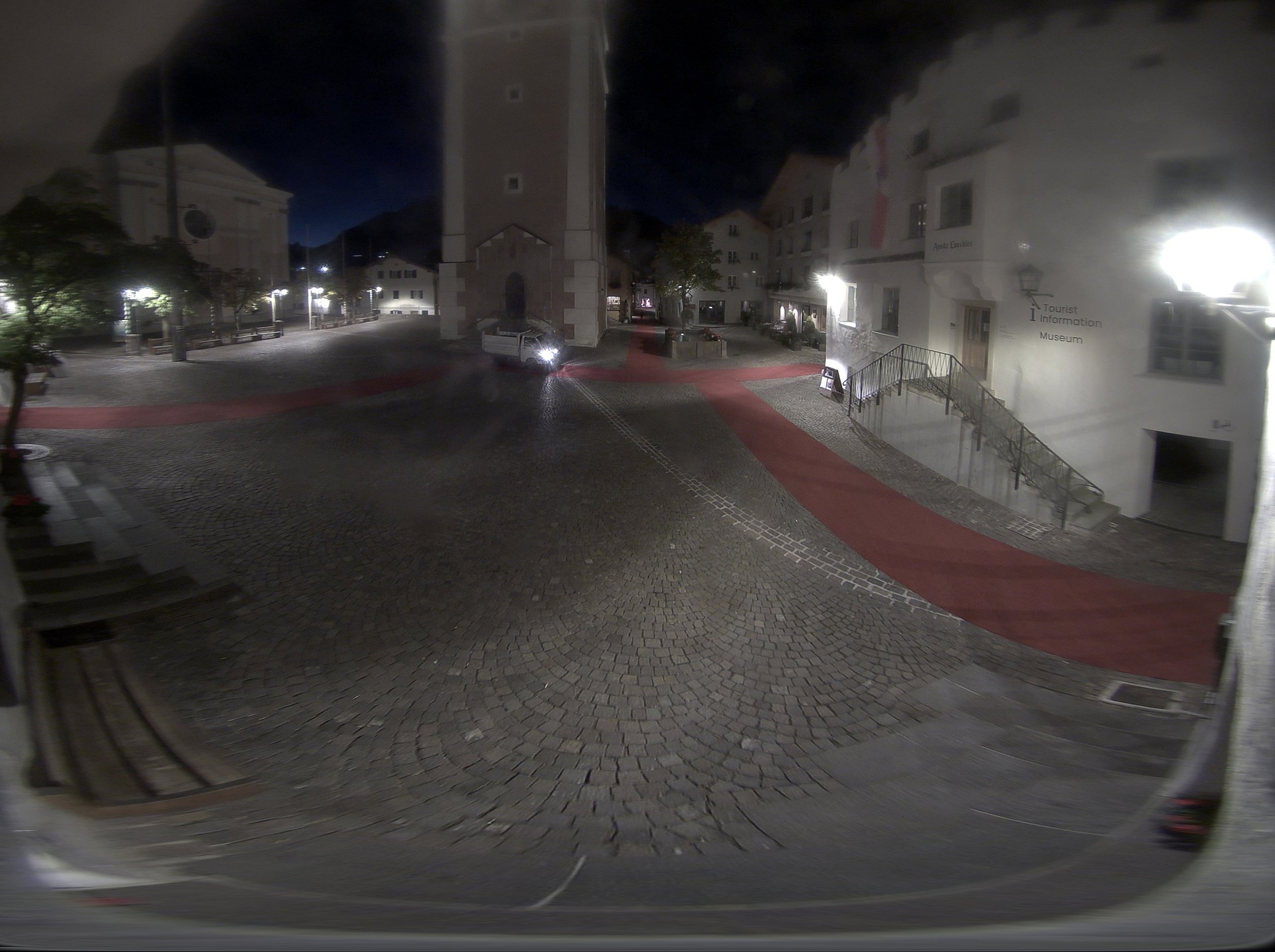 Archived image Webcam Castelrotto/Kastelruth village square, South Tyrol