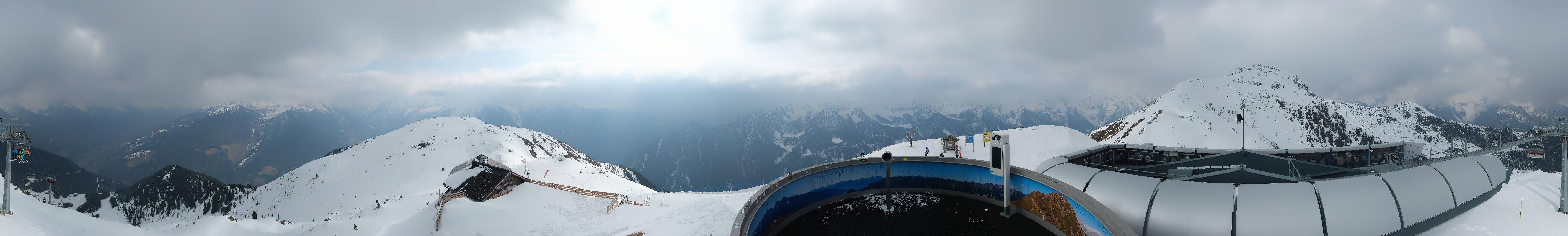 Archived image Webcam mountain restaurant "Sonnklarhütte", Speikboden