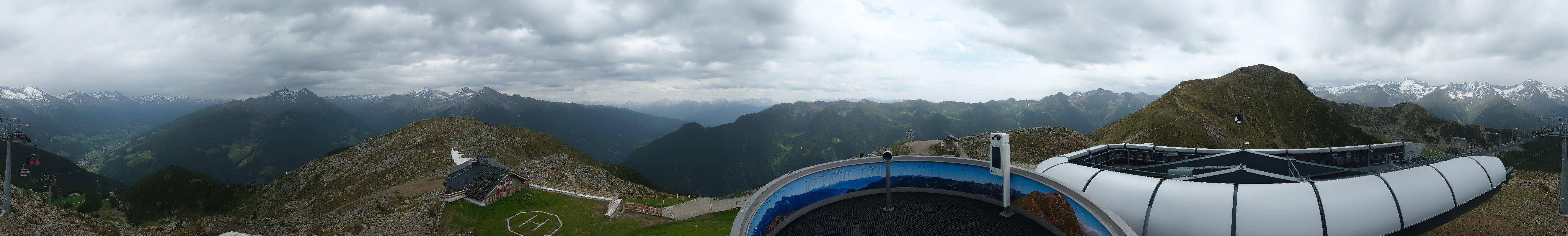 Archived image Webcam mountain restaurant "Sonnklarhütte", Speikboden
