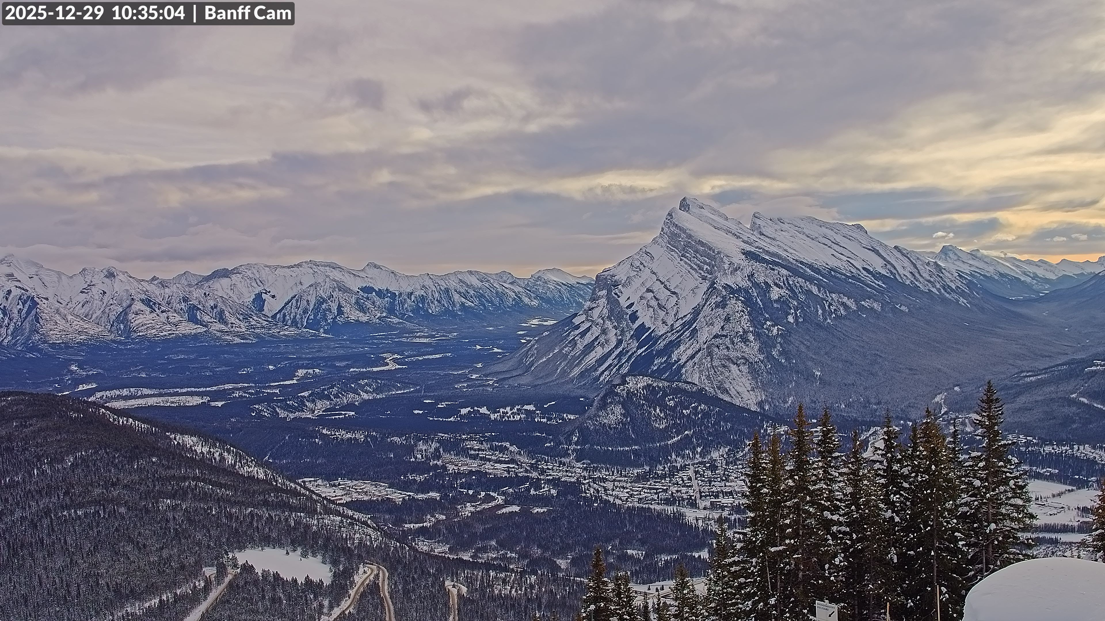Archiv Foto Webcam Banff Norquay: Cliff House