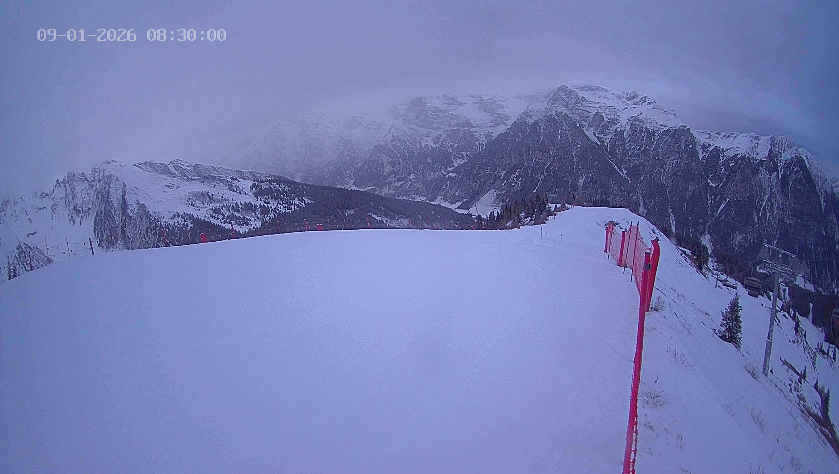 Archiv Foto Webcam Ladurns: Blick von der Bergstation Wastenegg
