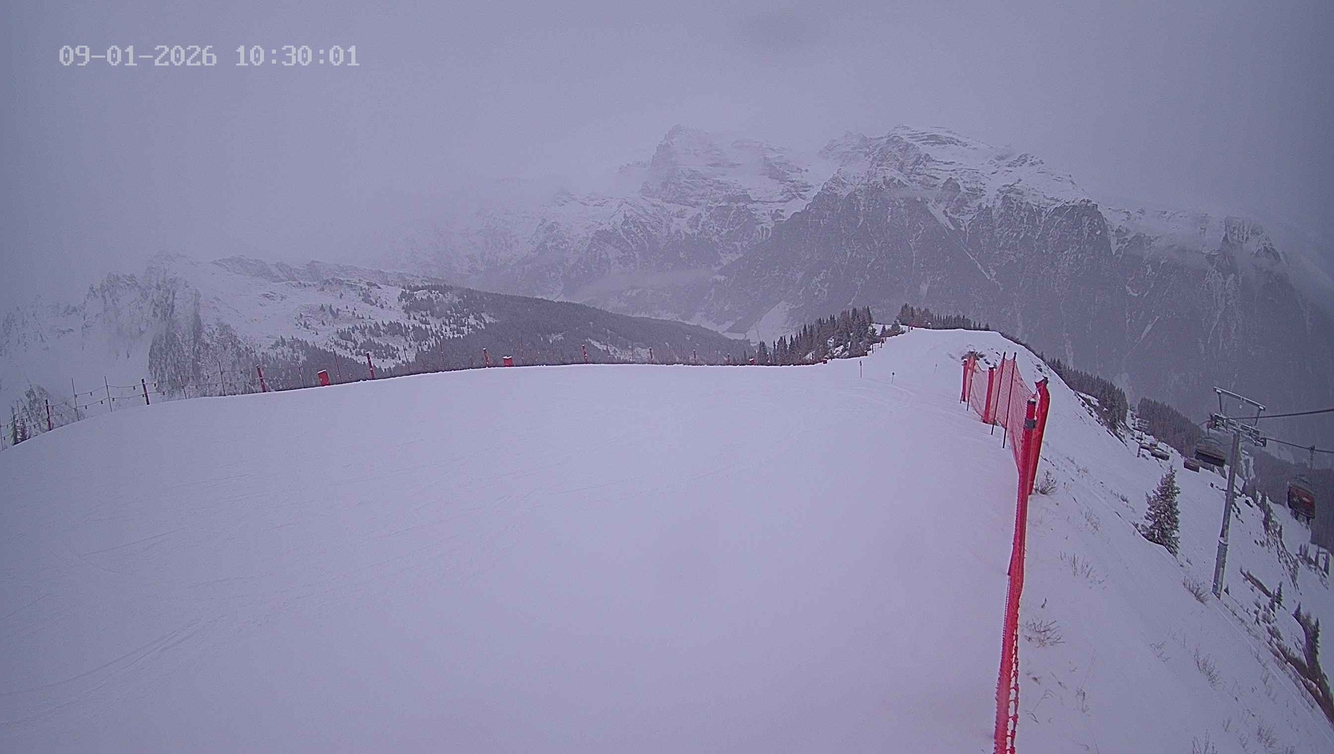 Archiv Foto Webcam Ladurns: Blick von der Bergstation Wastenegg