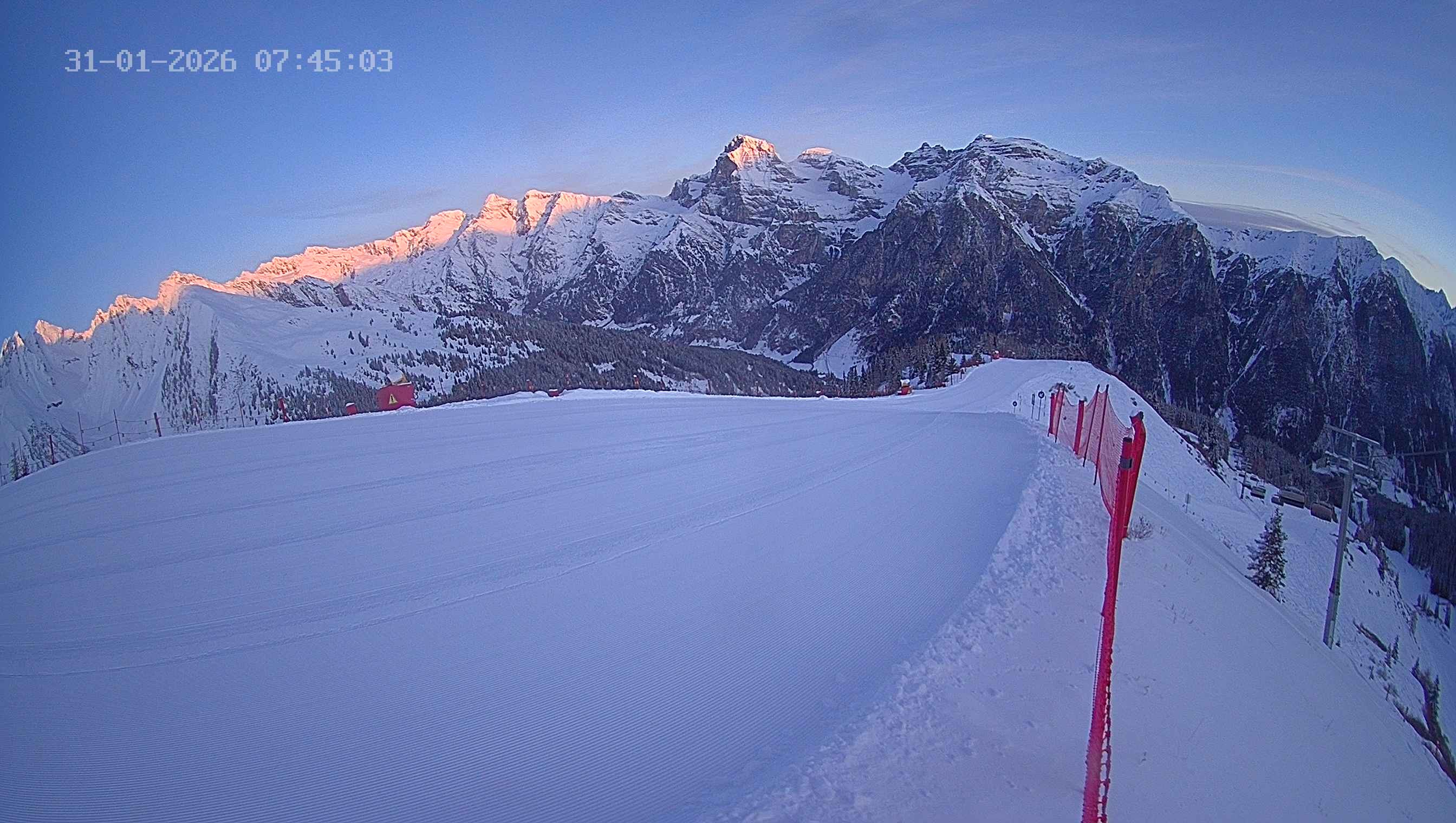 Archiv Foto Webcam Ladurns: Blick von der Bergstation Wastenegg