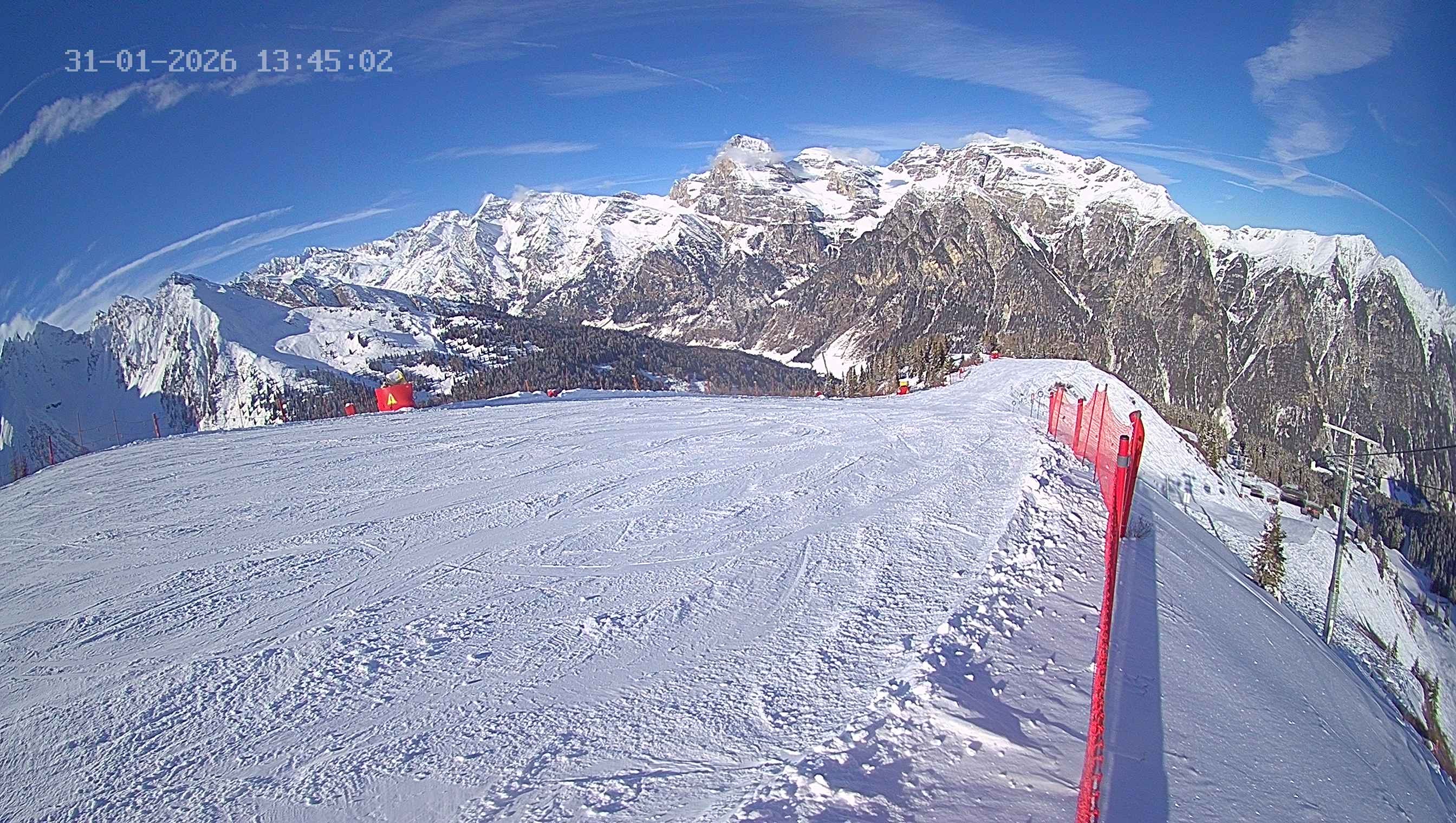 Archiv Foto Webcam Ladurns: Blick von der Bergstation Wastenegg