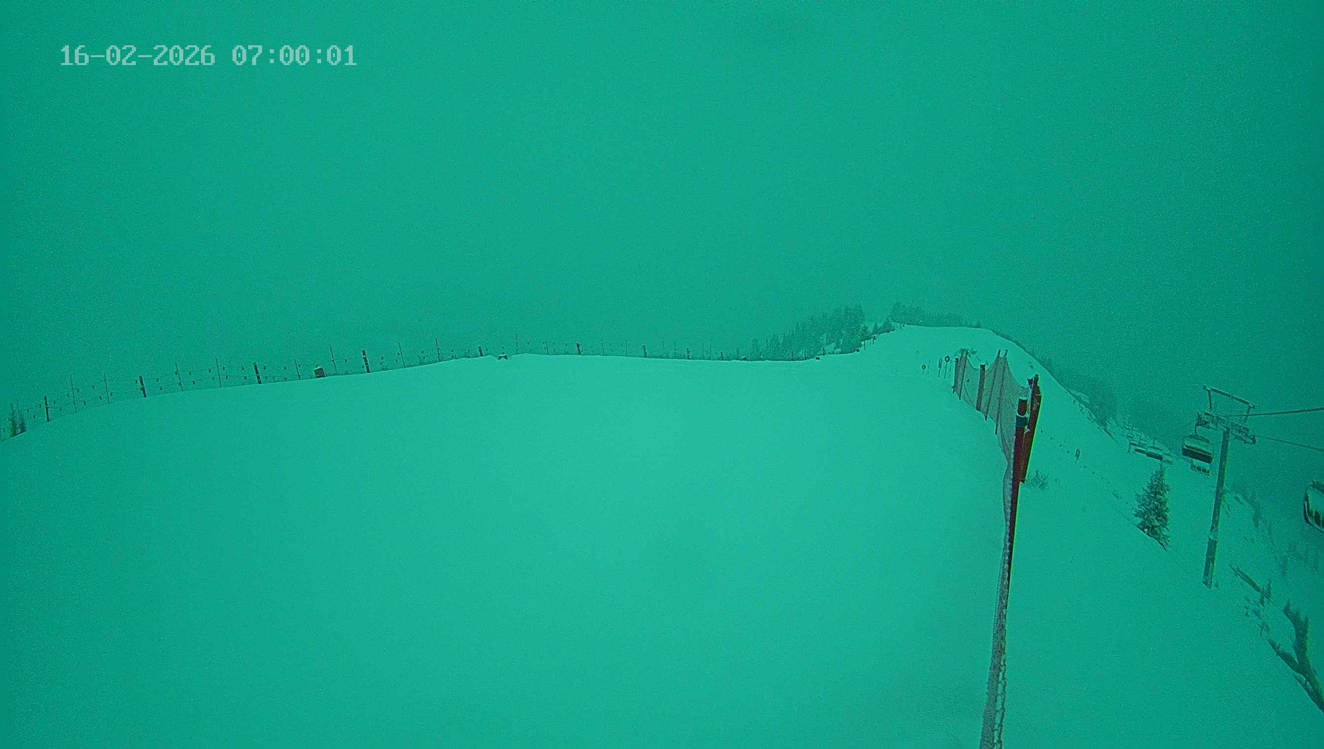 Archiv Foto Webcam Ladurns: Blick von der Bergstation Wastenegg