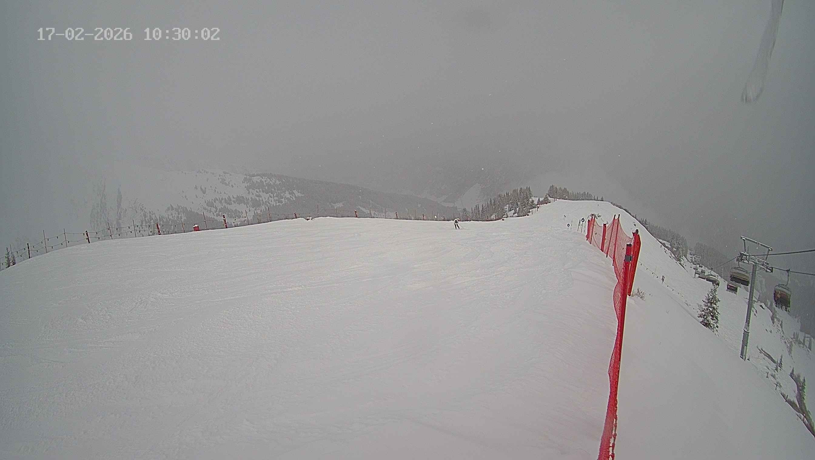 Archiv Foto Webcam Ladurns: Blick von der Bergstation Wastenegg