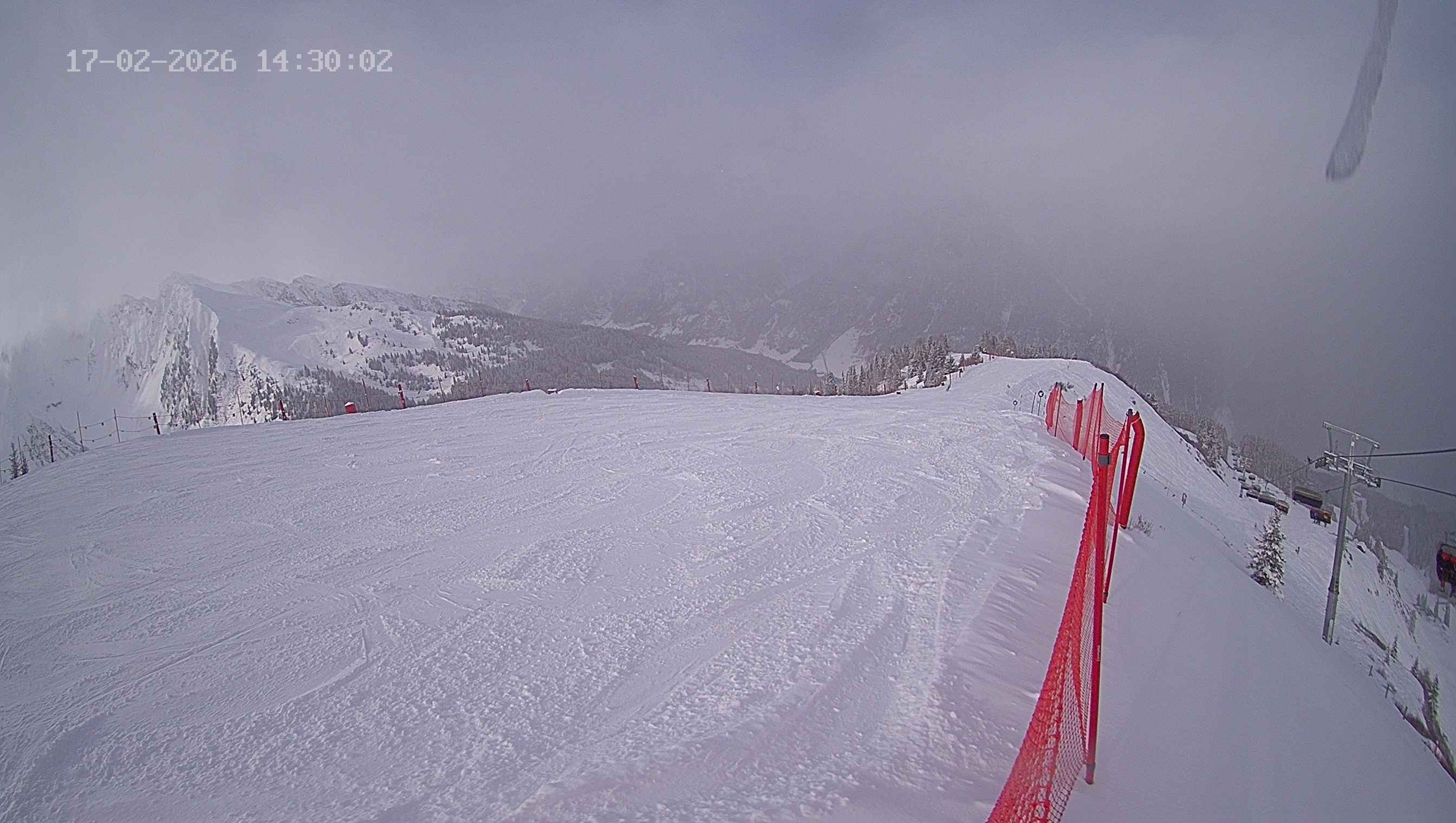 Archiv Foto Webcam Ladurns: Blick von der Bergstation Wastenegg