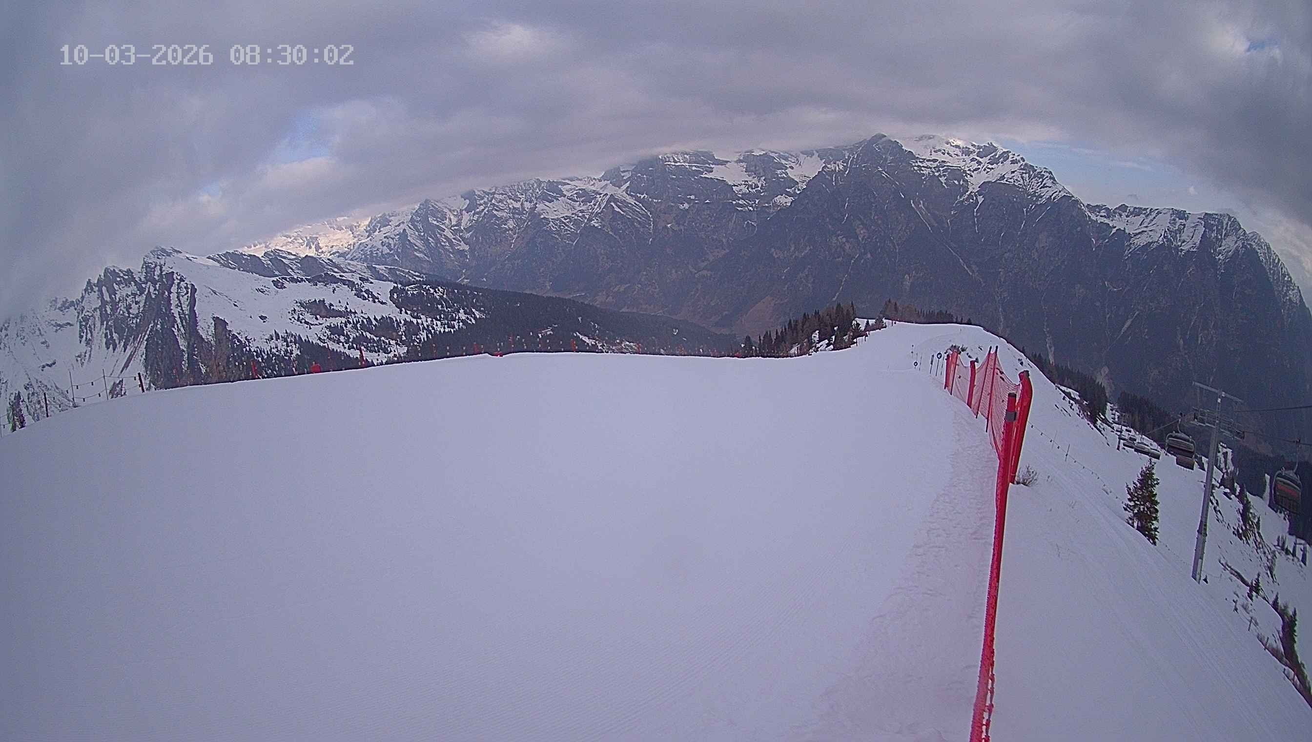 Archiv Foto Webcam Ladurns: Blick von der Bergstation Wastenegg
