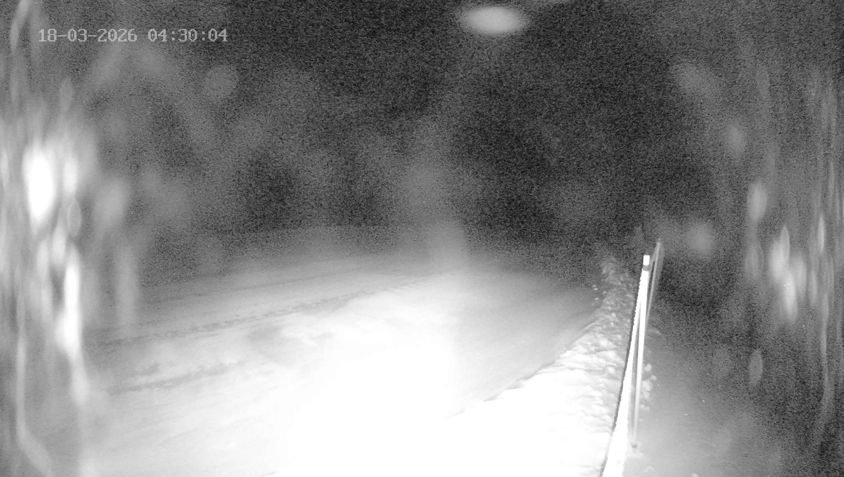 Archiv Foto Webcam Ladurns: Blick von der Bergstation Wastenegg