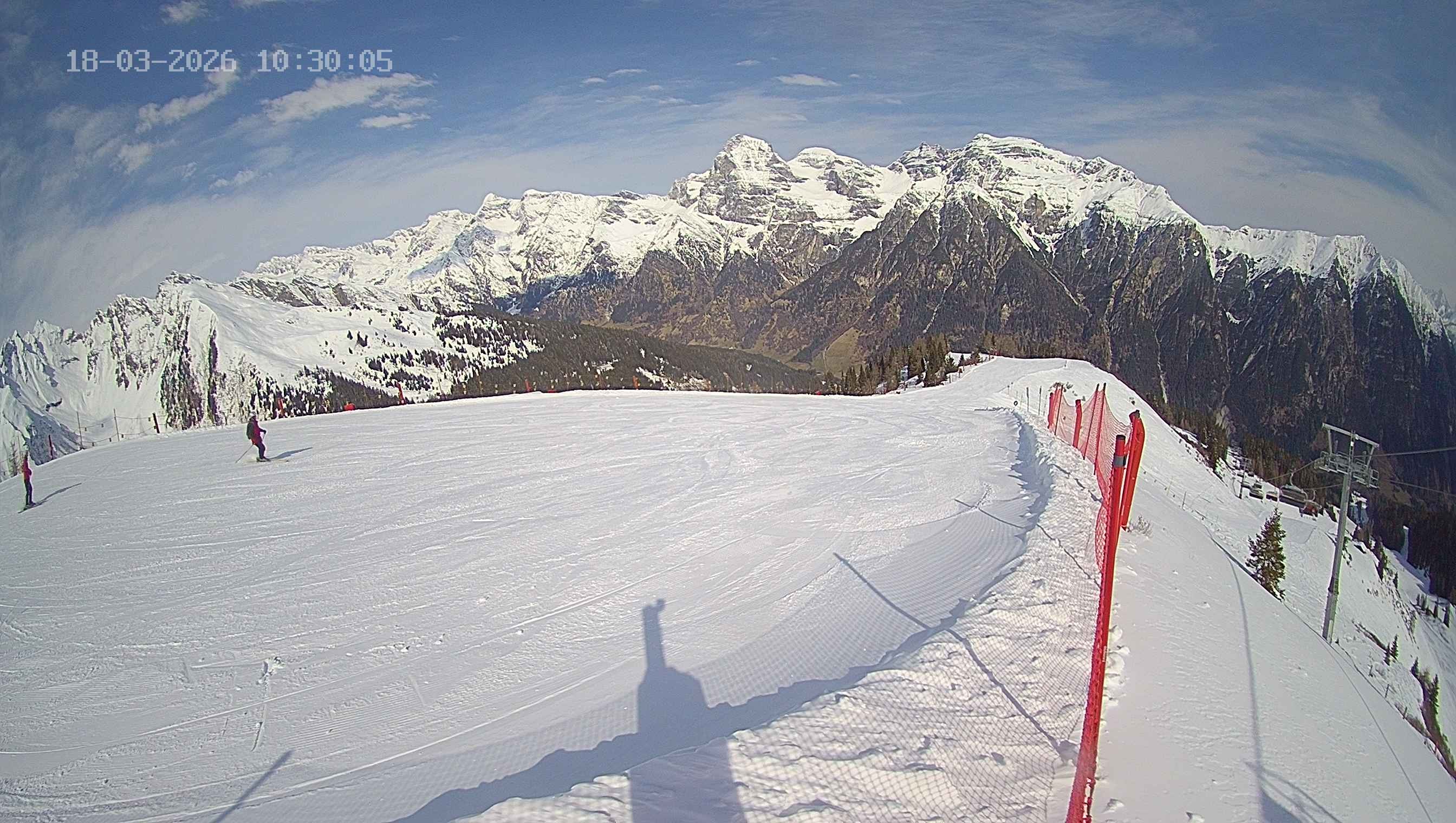 Archiv Foto Webcam Ladurns: Blick von der Bergstation Wastenegg