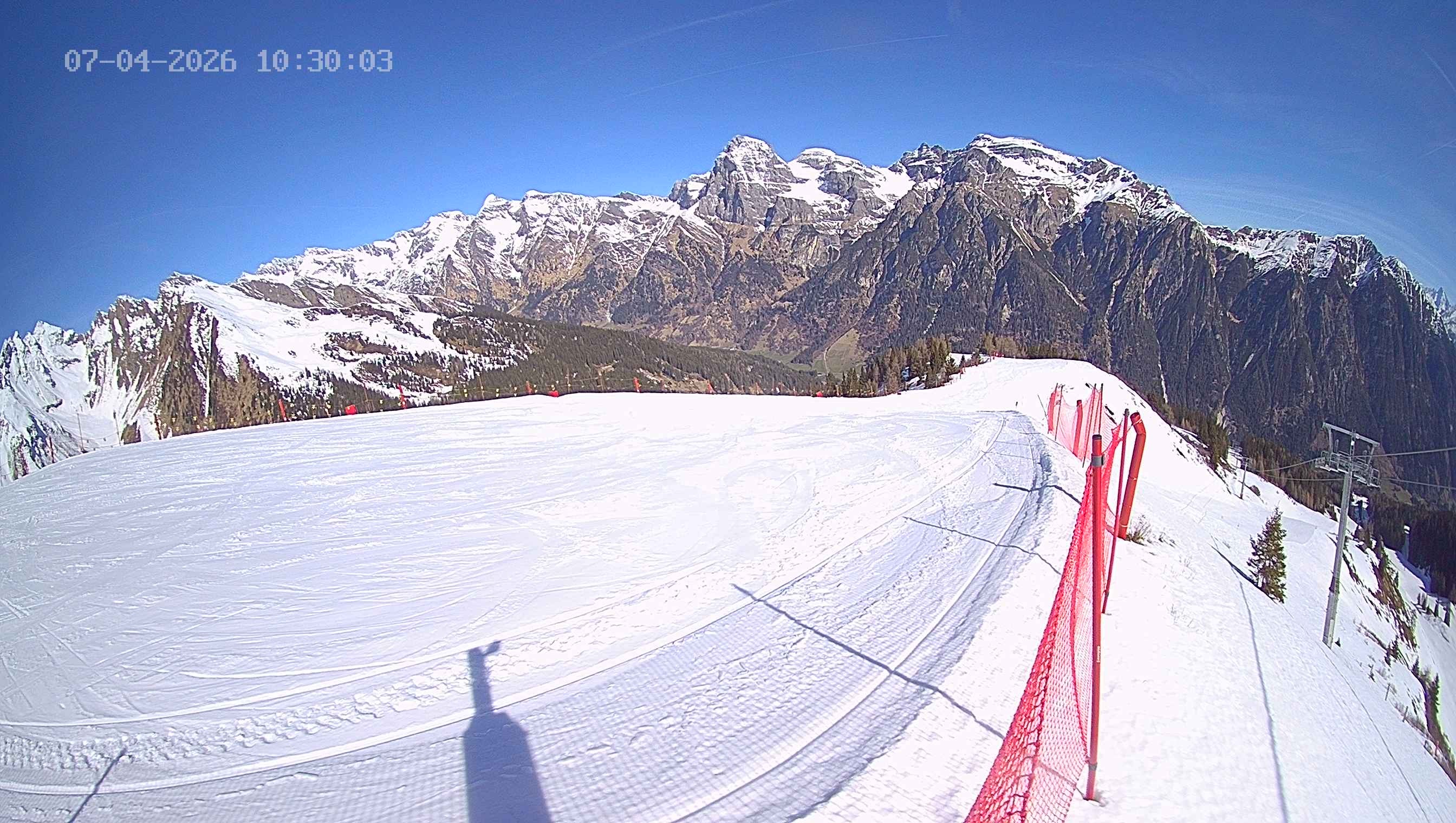 Archiv Foto Webcam Ladurns: Blick von der Bergstation Wastenegg