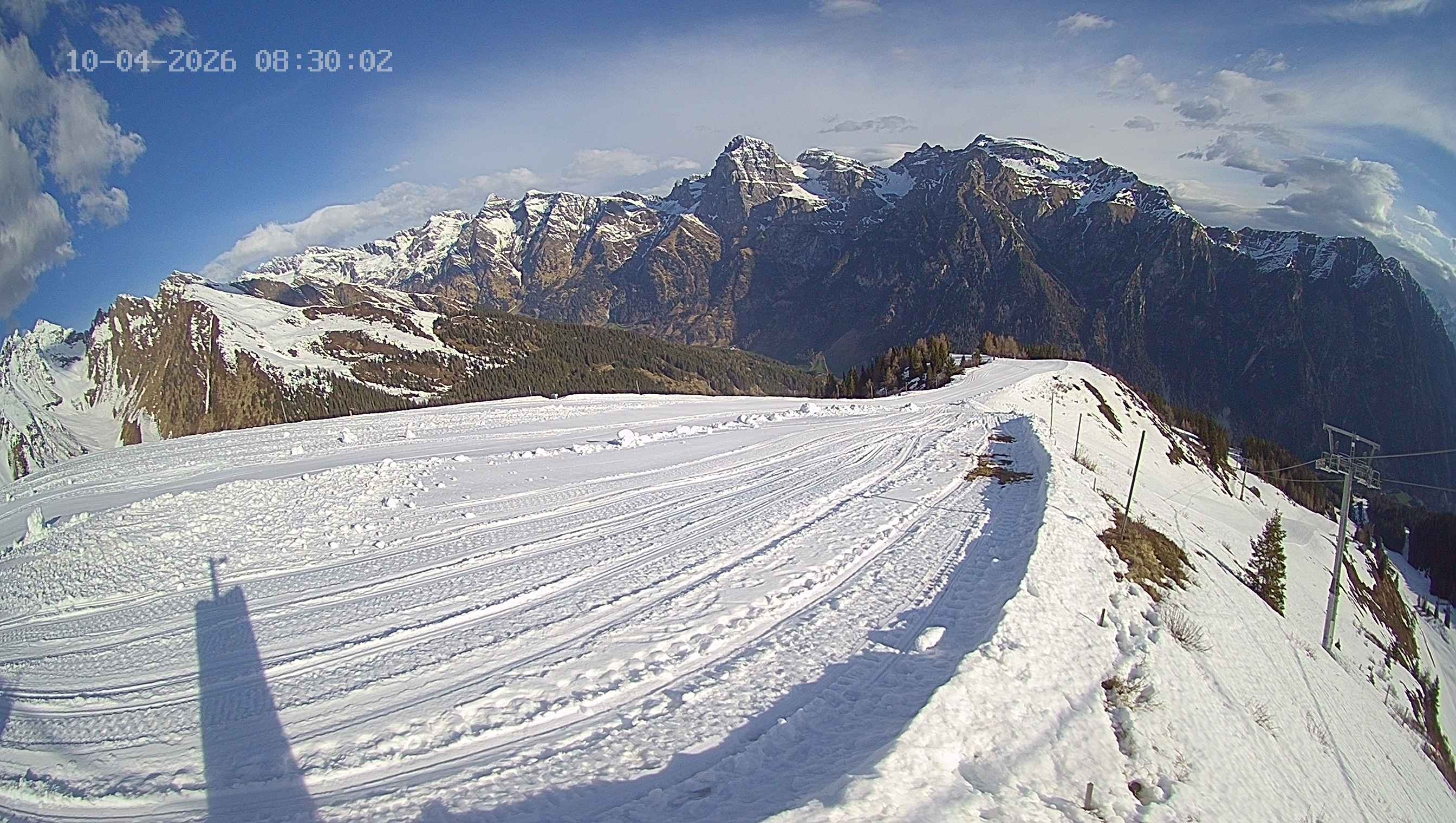 Archiv Foto Webcam Ladurns: Blick von der Bergstation Wastenegg