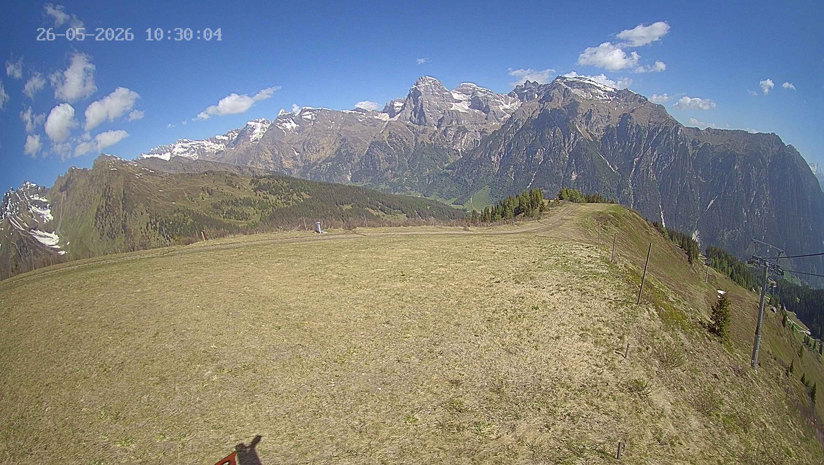 Archiv Foto Webcam Ladurns: Blick von der Bergstation Wastenegg